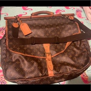 Louis Vuitton Sac Chasse Bag